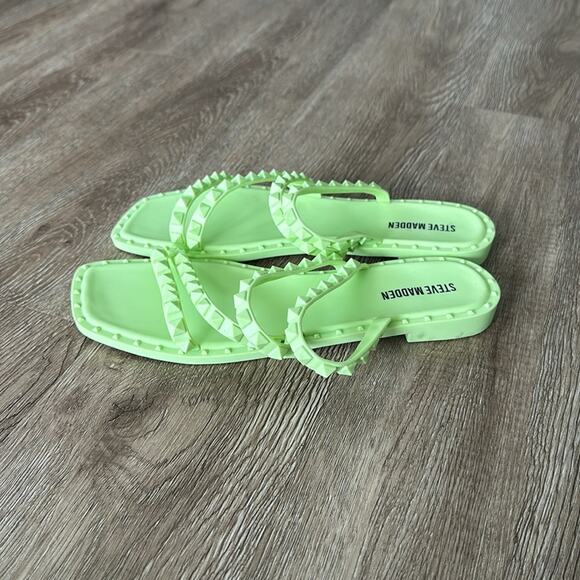 Steve Madden Skyler Jelly Sandals Lime Size 8 Studded - Picture 3 of 5